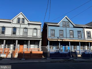 112 CHAMBERS ST, Trenton, NJ 08609