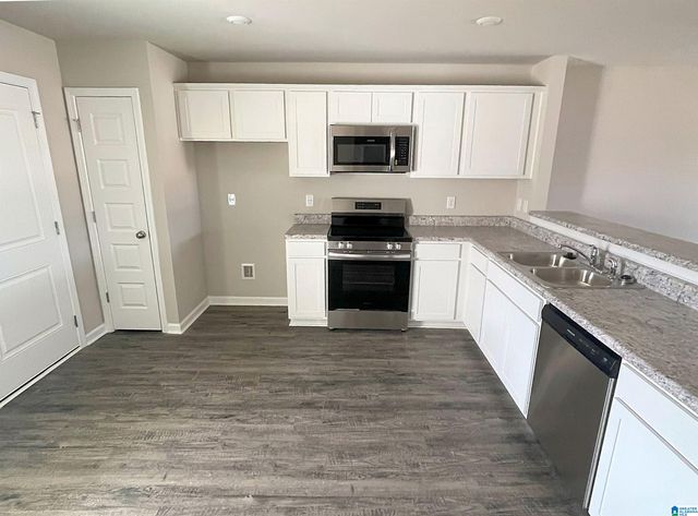 1620 DRYDEN STREET SOUTHEAST, Cullman, AL 35055