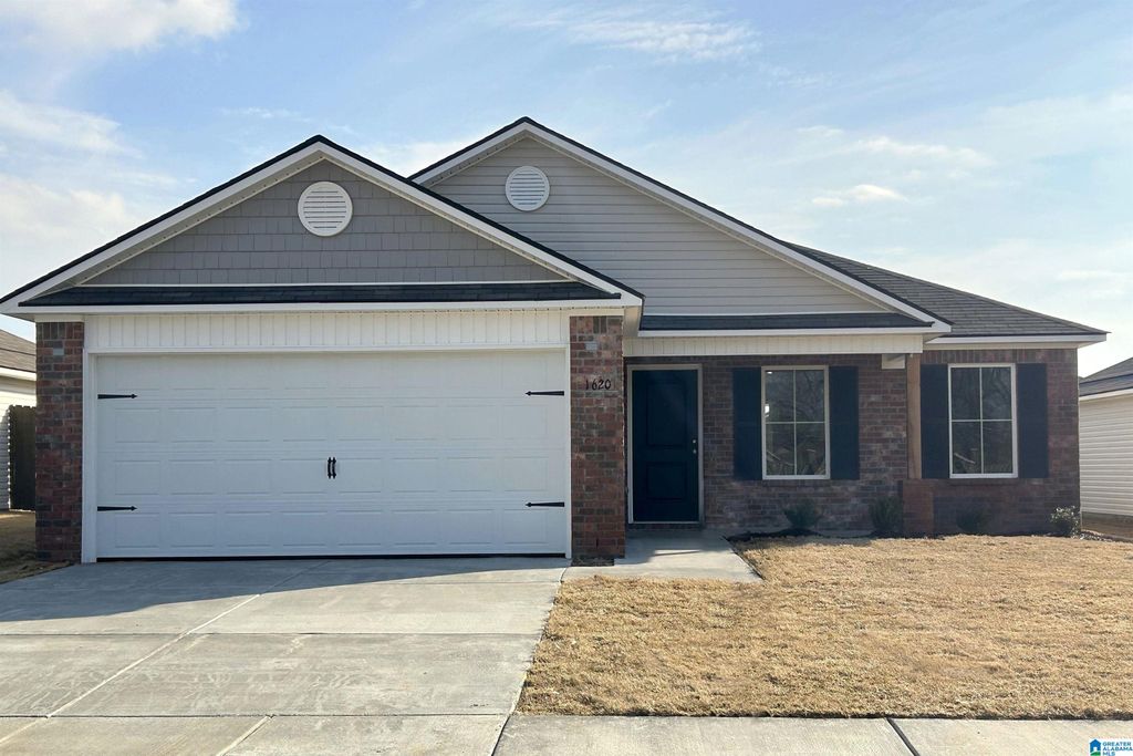 1620 DRYDEN STREET SOUTHEAST, Cullman, AL 35055