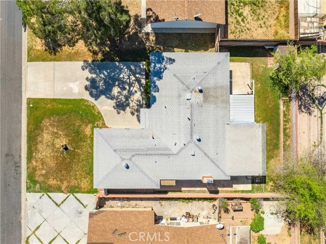 43729 Heaton, Lancaster, CA 93534