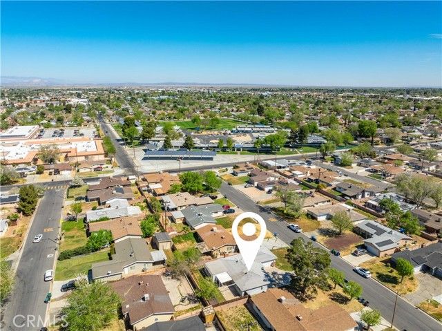 43729 Heaton, Lancaster, CA 93534