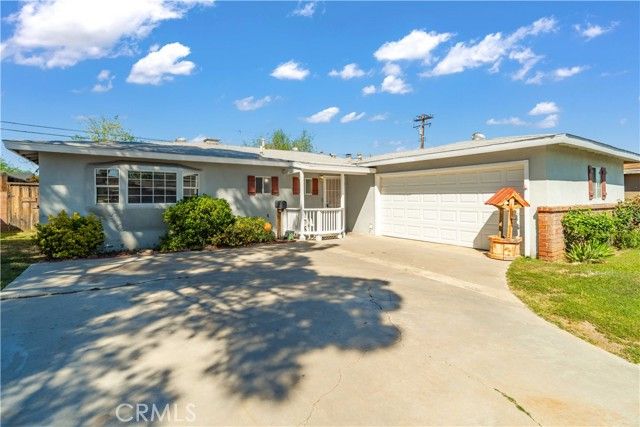 43729 Heaton, Lancaster, CA 93534