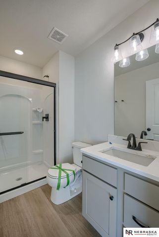 12202 S 113th Street, Papillion, NE 68046