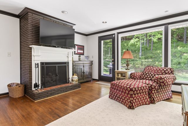 2148 Timberwood Dr, Nashville, TN 37215