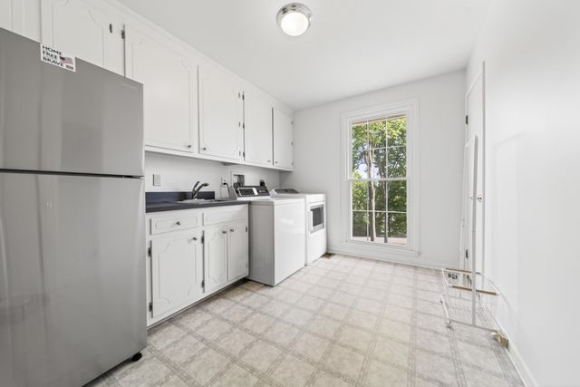 2148 Timberwood Dr, Nashville, TN 37215