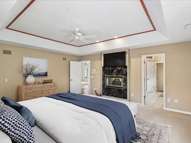 4304 Timberwood Drive, West Des Moines, IA 50265