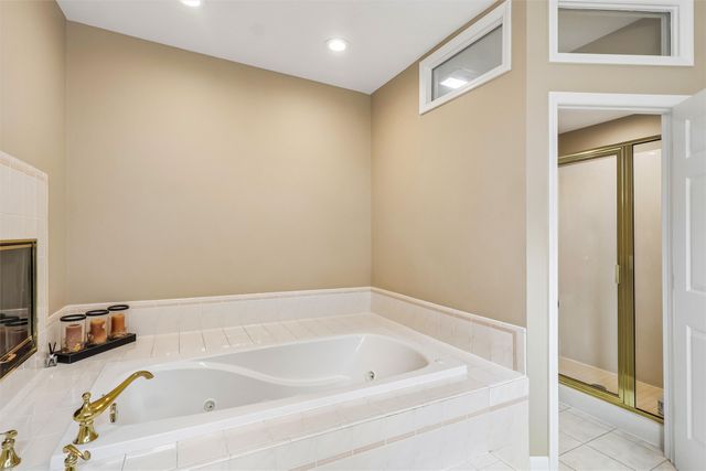 4304 Timberwood Drive, West Des Moines, IA 50265