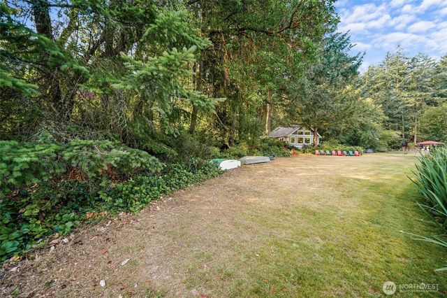 11124 Cole Place, Anderson Island, WA 98303