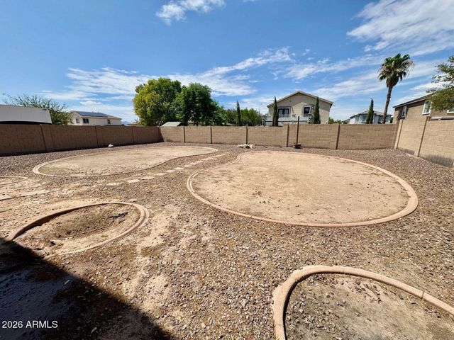 12214 W APACHE Street, Avondale, AZ 85323