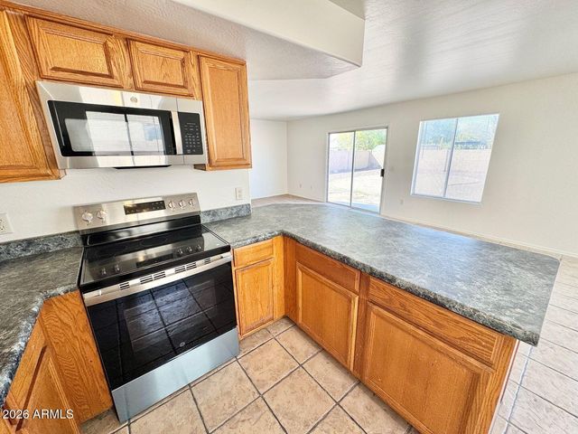 12214 W APACHE Street, Avondale, AZ 85323