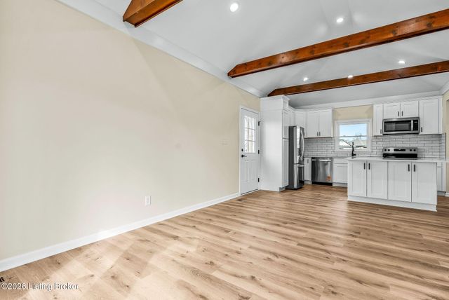 1112 Herr Ln, Louisville, KY 40222