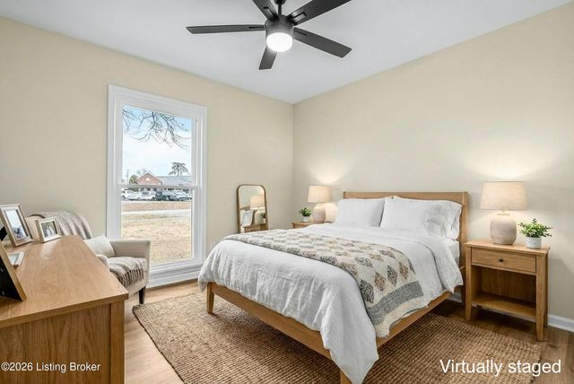 1112 Herr Ln, Louisville, KY 40222