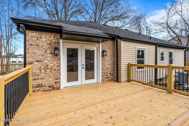 1112 Herr Ln, Louisville, KY 40222