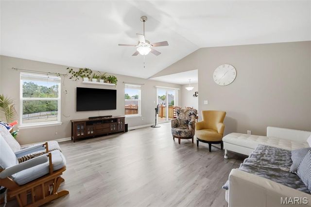 212 Limerick Avenue, Wentzville, MO 63385