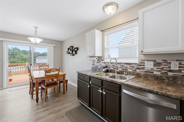 212 Limerick Avenue, Wentzville, MO 63385