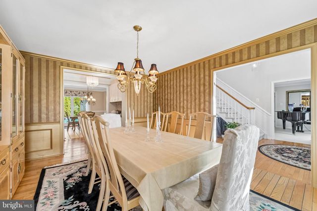 137 BRIARWOOD DR, Southampton, PA 18966