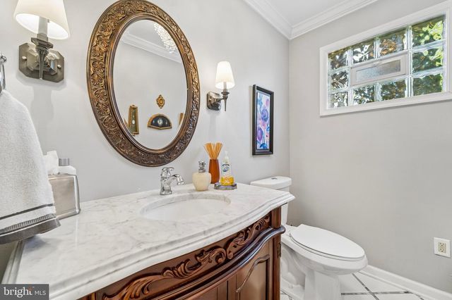 137 BRIARWOOD DR, Southampton, PA 18966