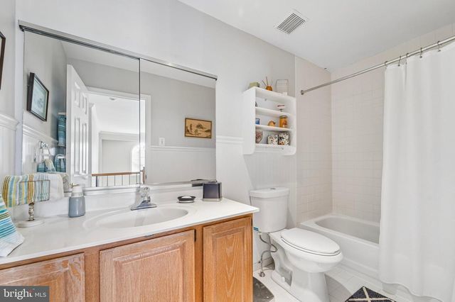 137 BRIARWOOD DR, Southampton, PA 18966