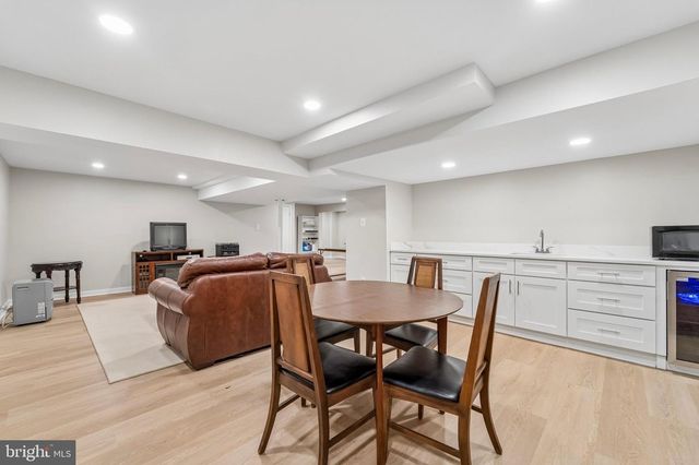 137 BRIARWOOD DR, Southampton, PA 18966