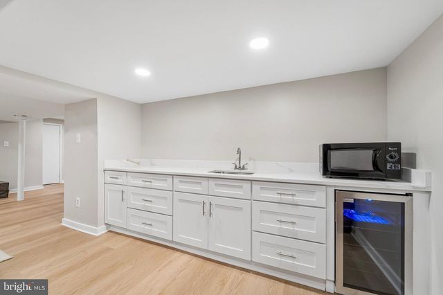 137 BRIARWOOD DR, Southampton, PA 18966