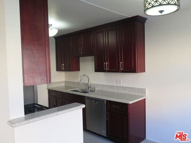 833 N Kingsley Drive 2, Los Angeles, CA 90029