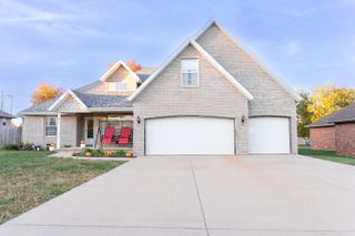 110 Deer Run, Willard, MO 65781
