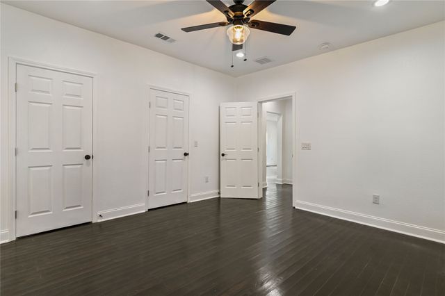 1106 W Chestnut Street, Denison, TX 75020