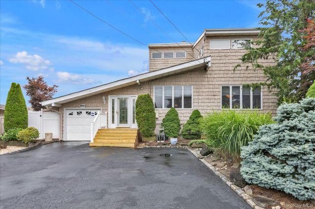 2643 Belmill Road, Bellmore, NY 11710