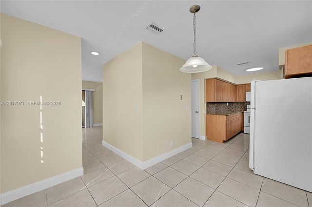 2532 Coral Springs Dr 2532, Coral Springs, FL 33065
