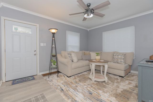 1148 E Gum Street, Evansville, IN 47714