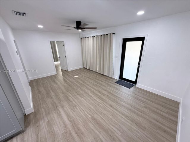 2080 NE 172nd Street A, North Miami Beach, FL 33162
