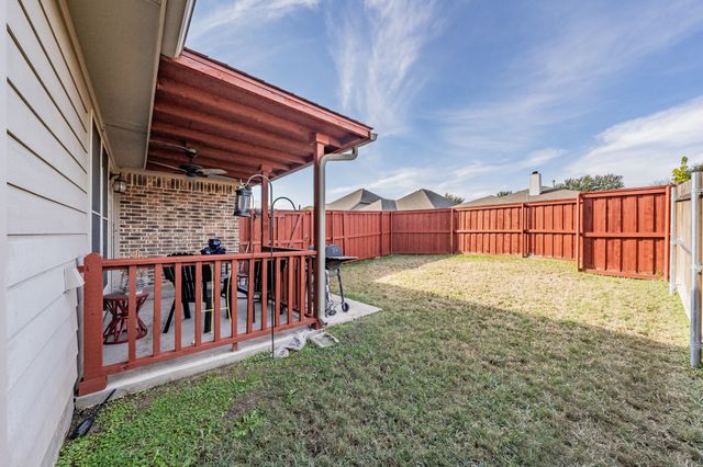 2937 Mayfair Lane, Lancaster, TX 75134