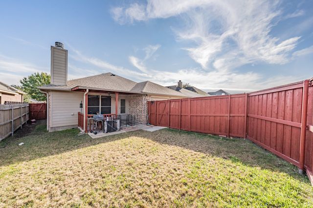 2937 Mayfair Lane, Lancaster, TX 75134