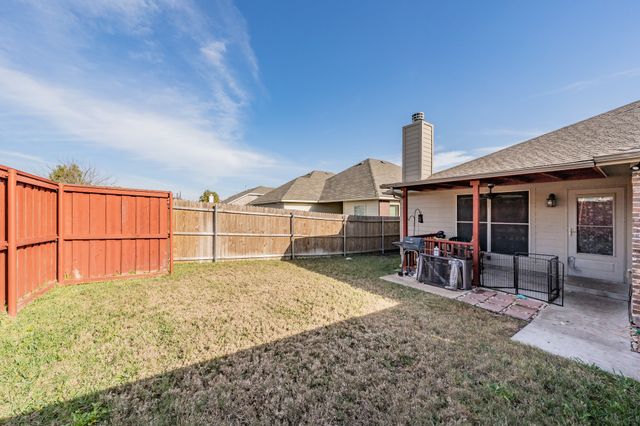 2937 Mayfair Lane, Lancaster, TX 75134