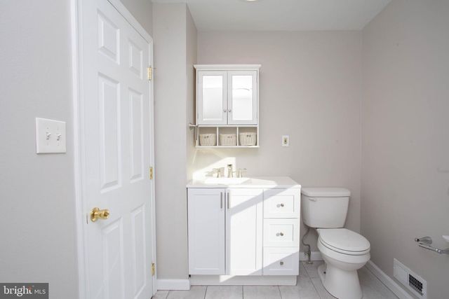 123 EDGEWATER AVE, Westville, NJ 08093