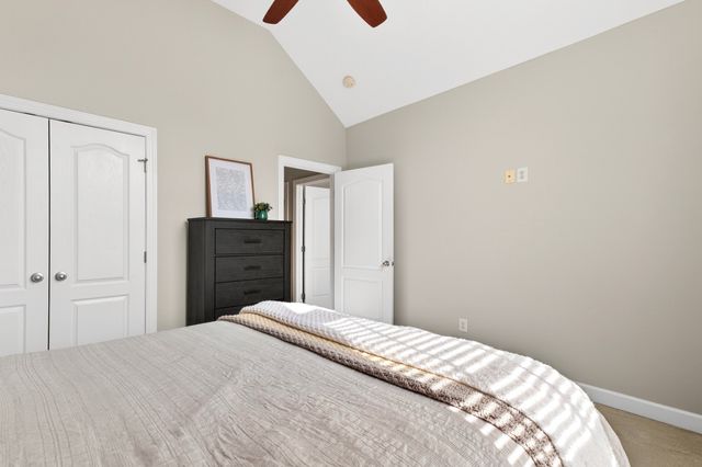 6752 Sunnywood Dr, Nashville, TN 37211