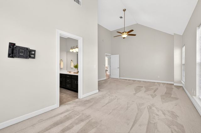 6752 Sunnywood Dr, Nashville, TN 37211