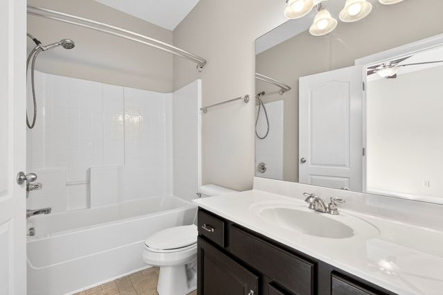 6752 Sunnywood Dr, Nashville, TN 37211