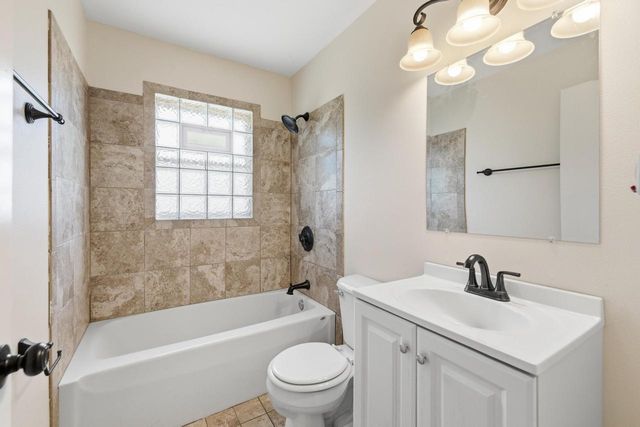 5062 N 20th STREET, Milwaukee, WI 53209