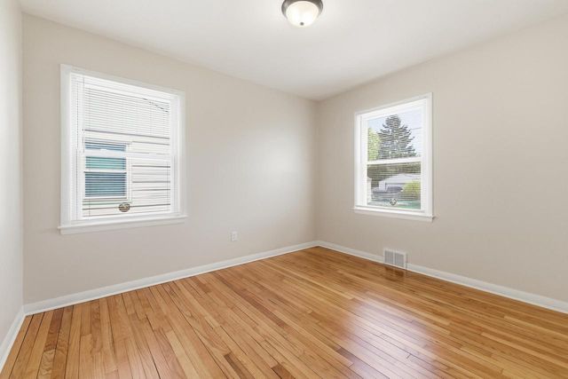 5062 N 20th STREET, Milwaukee, WI 53209