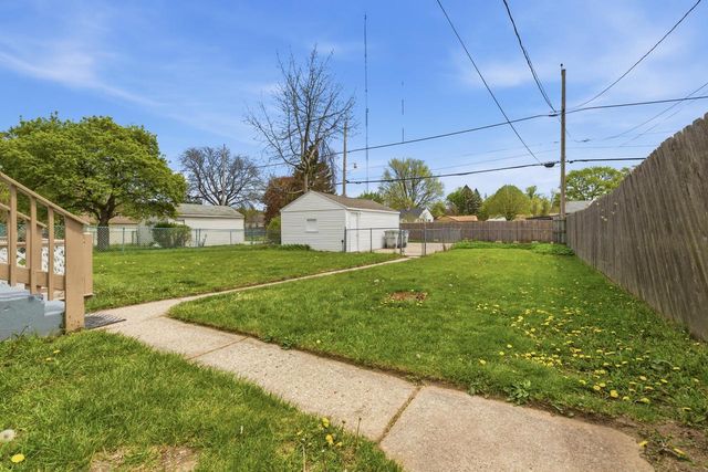 5062 N 20th STREET, Milwaukee, WI 53209
