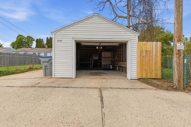 5062 N 20th STREET, Milwaukee, WI 53209
