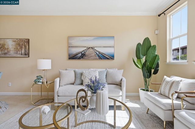 252 Sullivan Way, Hayward, CA 94541