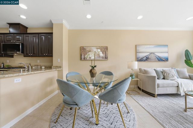 252 Sullivan Way, Hayward, CA 94541