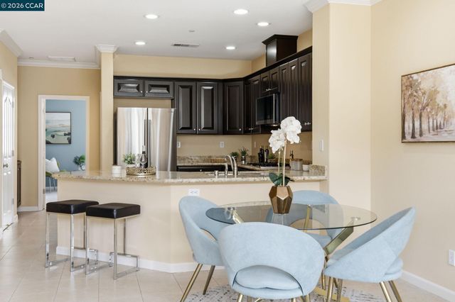 252 Sullivan Way, Hayward, CA 94541