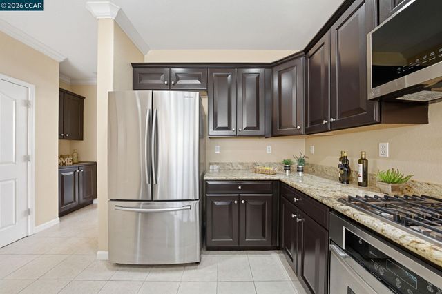 252 Sullivan Way, Hayward, CA 94541