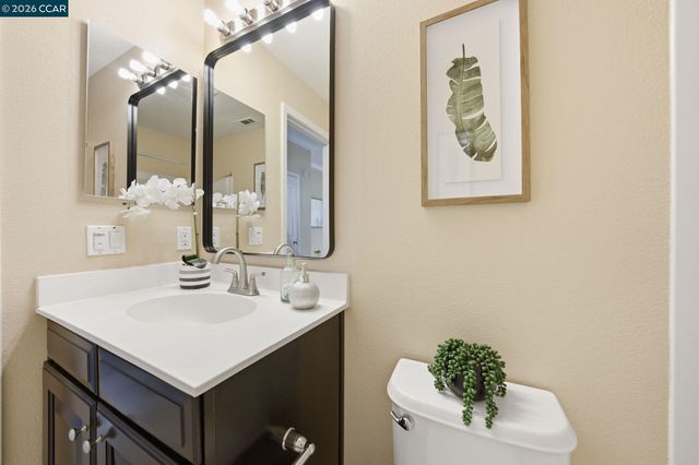 252 Sullivan Way, Hayward, CA 94541