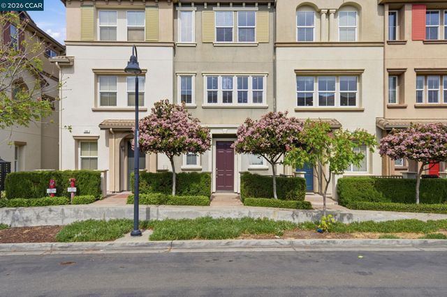 252 Sullivan Way, Hayward, CA 94541