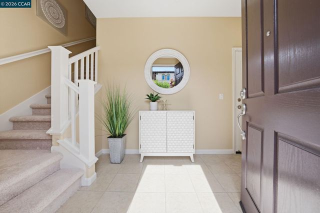 252 Sullivan Way, Hayward, CA 94541