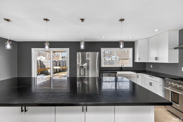 10450 Appletree Lane, Osceola, IN 46561